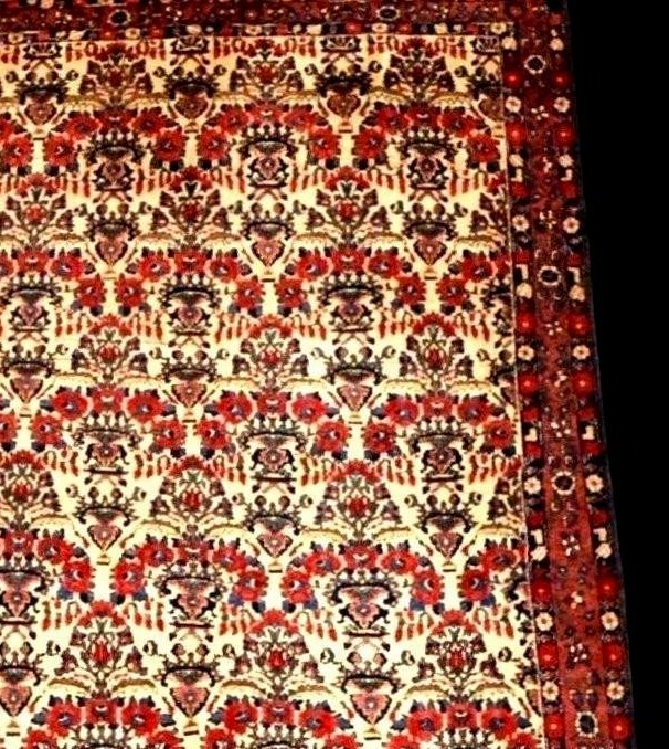 Abadeh Rug, 162 X 220 Cm, Hand-knotted Wool From Iran, Circa 1900–1930, In Very Good Condition-photo-1