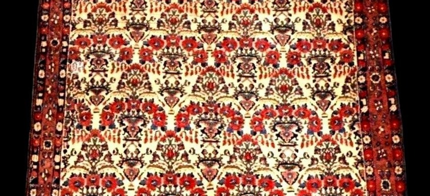 Abadeh Rug, 162 X 220 Cm, Hand-knotted Wool From Iran, Circa 1900–1930, In Very Good Condition-photo-2