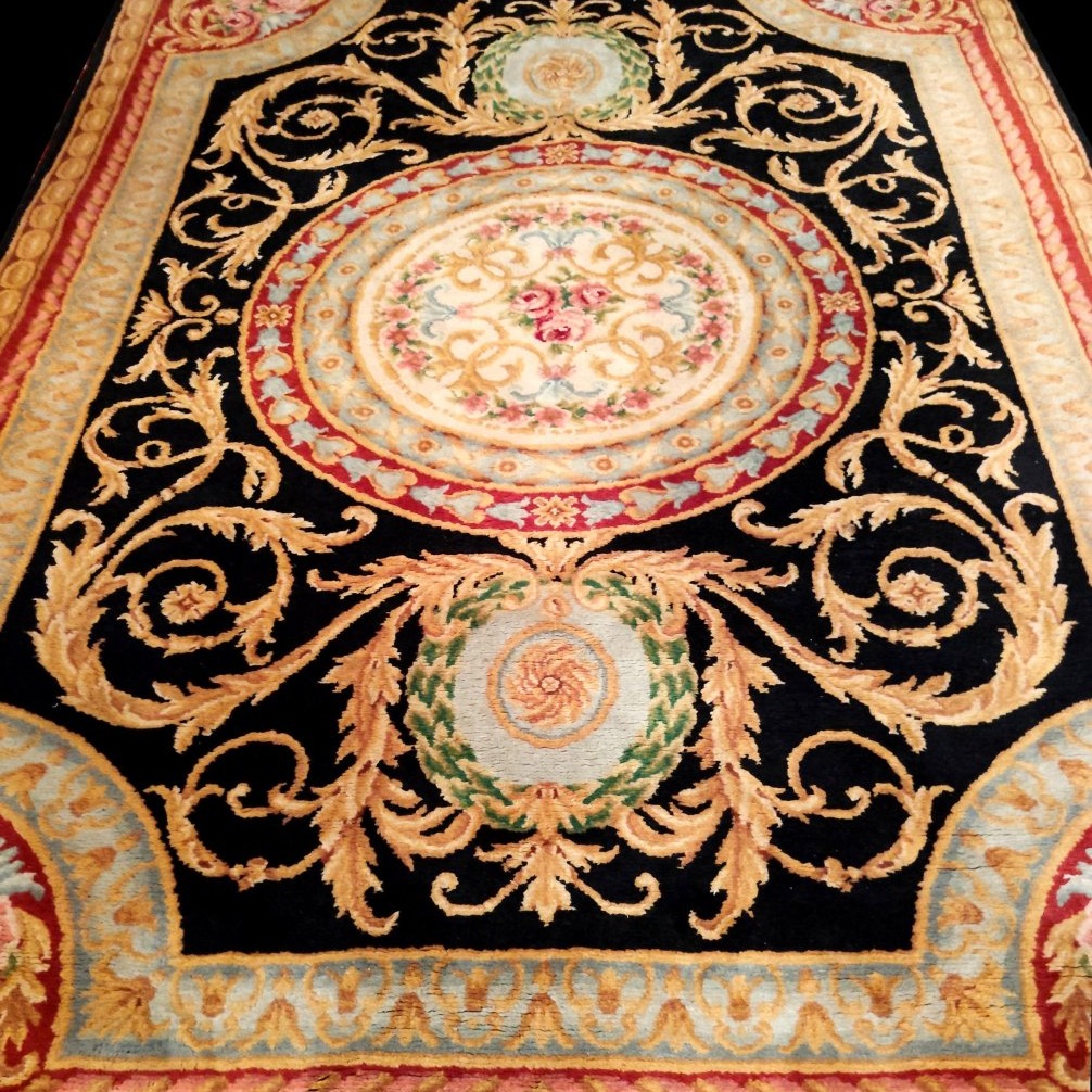 Rug, Hand-knotted Wool, In The Savonnerie Style, 223 X 300 Cm, Circa 1980, In Perfect Condition