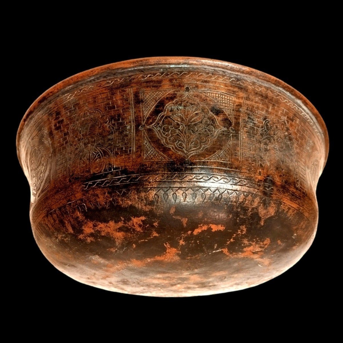 Large Basin From The Safavid Period, Khorasan, Iran, Late 17th–early 18th Century.