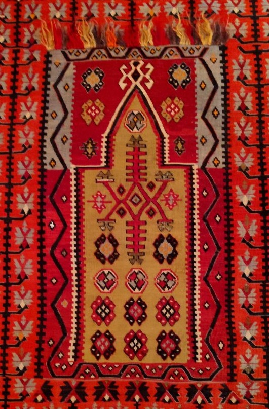 Tapis de prière en kilim, 127 x 175 cm, laine tissée en Anatolie vers 1930 - 1950, bel état-photo-1