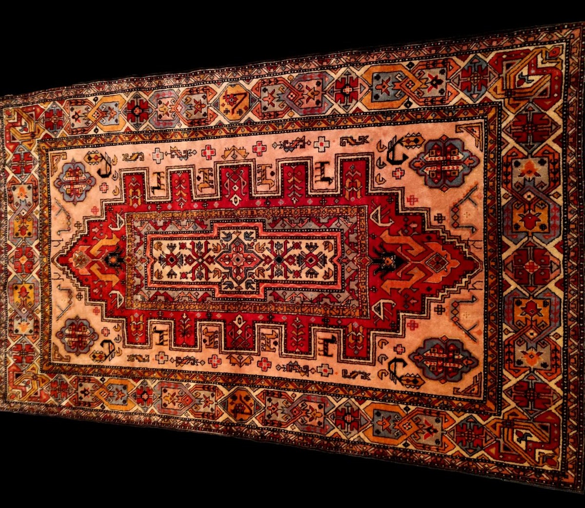 Tapis d'Erivan, Arménie, 135 x 220 cm, laine nouée main vers 1980, décor typique, Caucase-photo-4