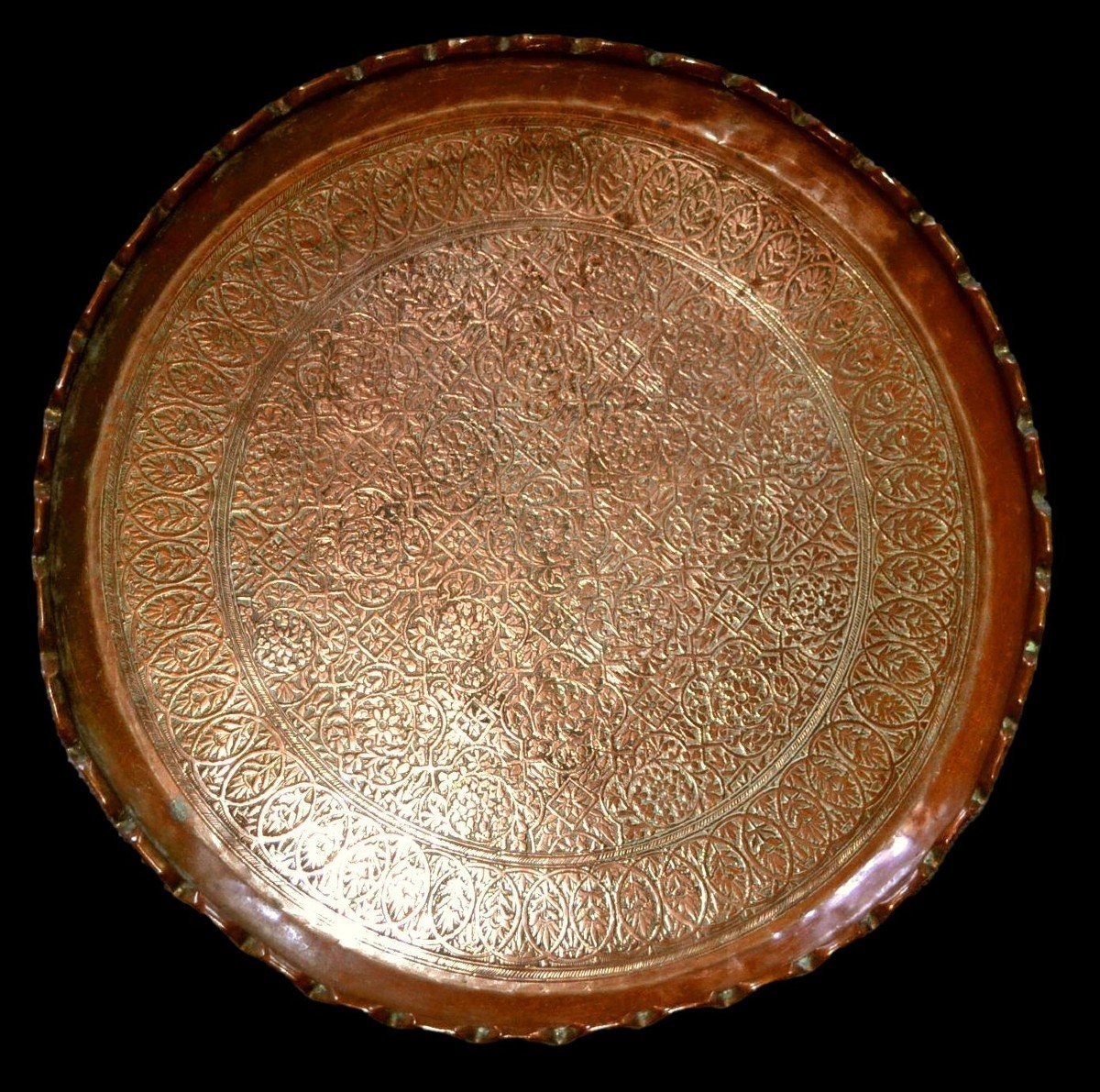 Plateau à décor floral, gravure au burin, Art islamique, Ottoman, Turquie du XIXème siècle-photo-2