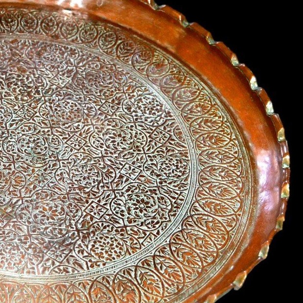 Plateau à décor floral, gravure au burin, Art islamique, Ottoman, Turquie du XIXème siècle-photo-4