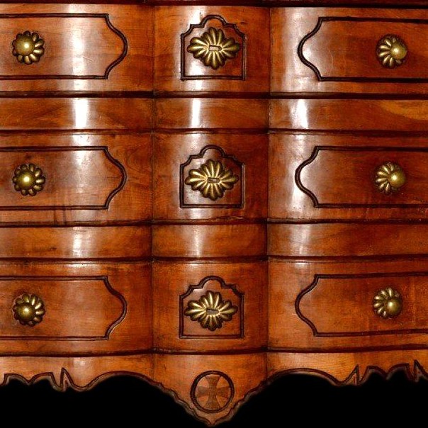 Commode galbée en façade, en merisier, début du XVIIIème Siècle, Dauphiné, France-photo-6