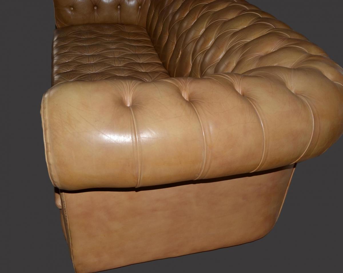 Canapé CHESTERFIELD vintage, cuir miel , 3 places,  Angleterre vers 1970, en très bon état-photo-4