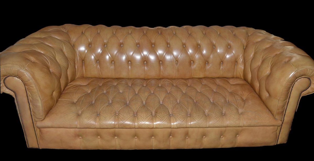 Canapé CHESTERFIELD vintage, cuir miel , 3 places,  Angleterre vers 1970, en très bon état-photo-2