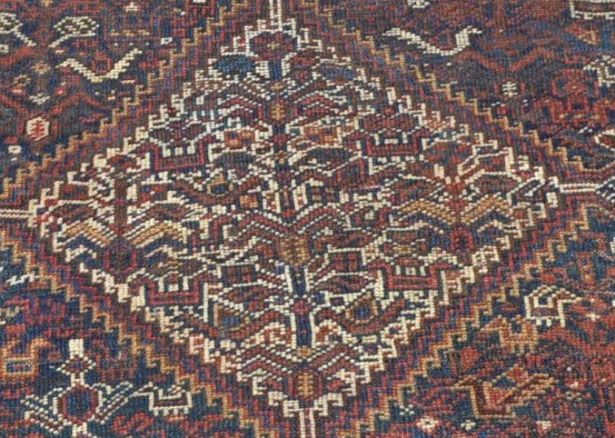 Tapis des Tribus Nomades Khamseh, 111 cm x 139 cm, laine nouée main, Perse, Fin du XIX ème Siècle-photo-1