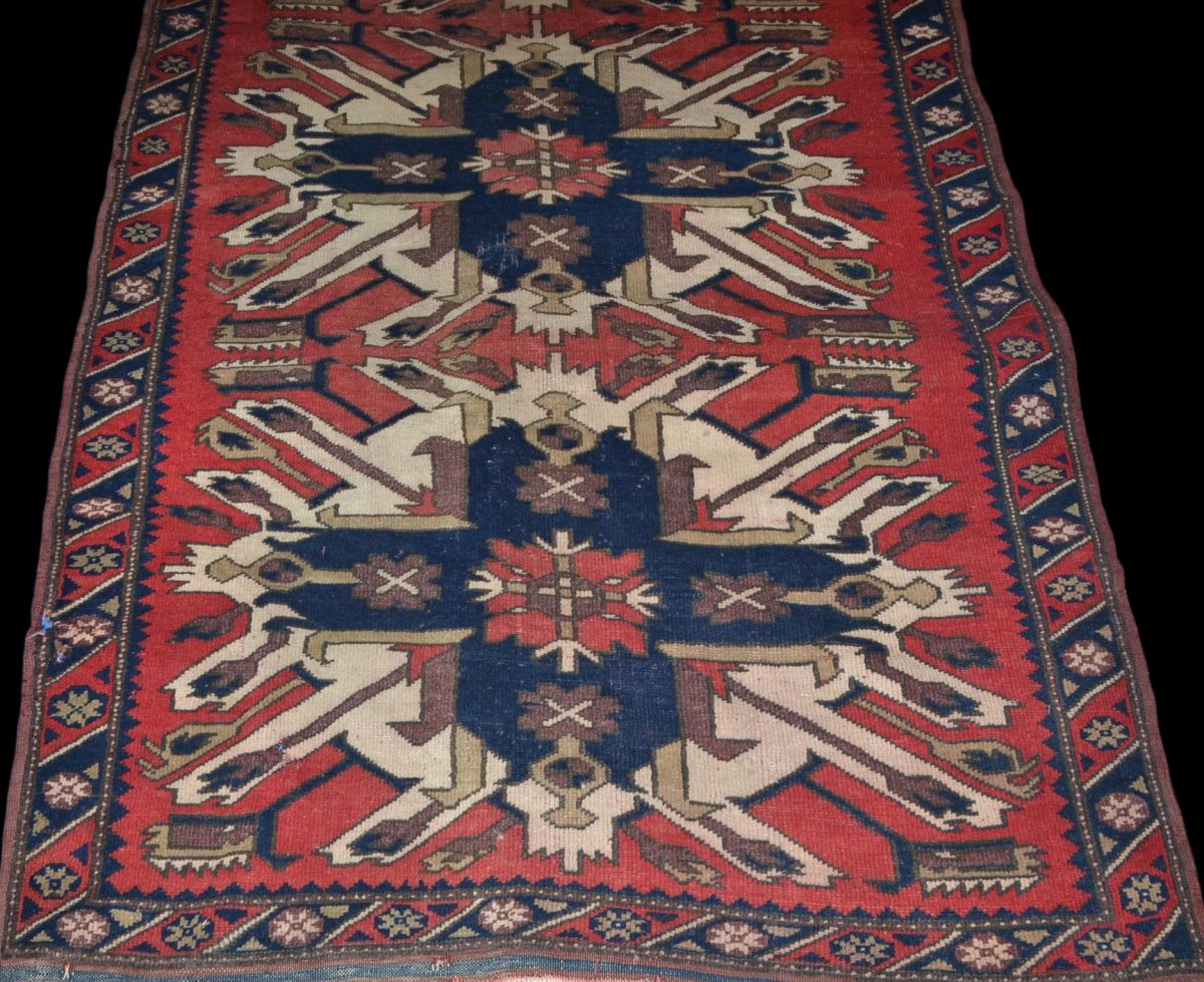 Tapis Chelaberd ancien, Caucase, 113 cm x 203 cm, région du Karabagh, début du XXème Siècle-photo-1