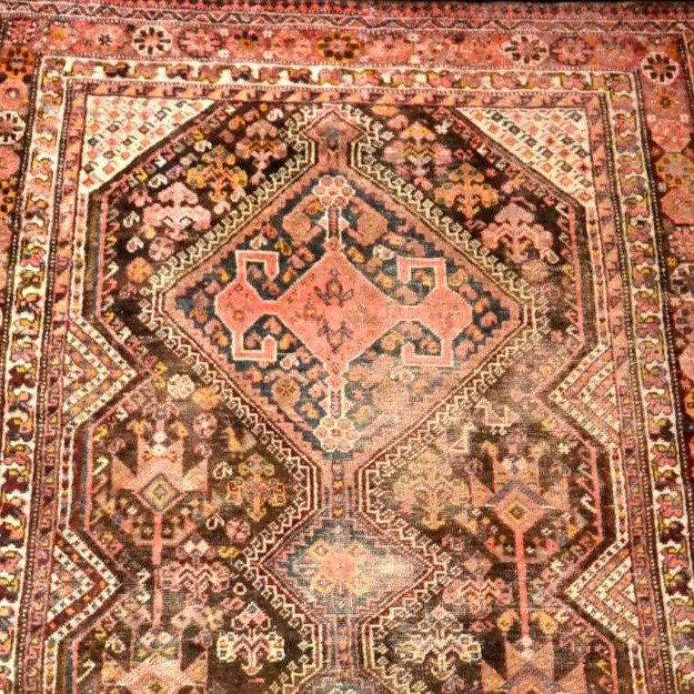 Tapis Gashghaï, 136 x 201 cm, laine sur laine nouée main , Iran, XIXème Siècle, rare décor-photo-3