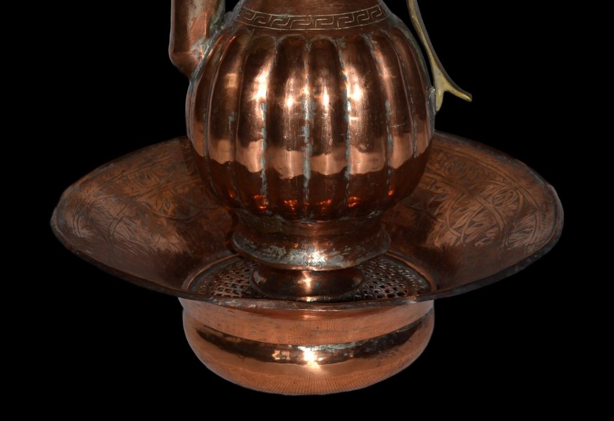 Ewer And Its Basin, Chiseled Copper, Ottoman Empire, End Of XIXth Century, Superb Condition-photo-2