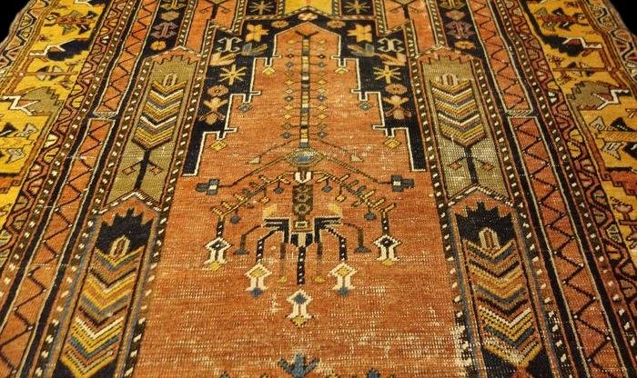 Yahyali Carpet Of Ancient Prayer, 118 Cm X 228 Cm, Anatolia, Turkey, Beginning Of XXth Century-photo-3