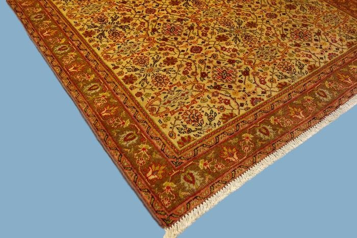 Persian Rug Yezd, 122 Cm X 192 Cm, Iran, Hand-knotted Wool, Circa 1970 In Very Good Condition-photo-4