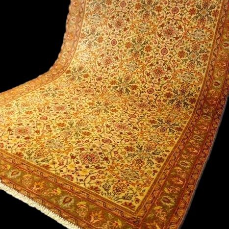 Tapis Yezd, 122 cm x 192 cm, Iran, laine nouée main, Iran, vers 1970 en très bel état-photo-1