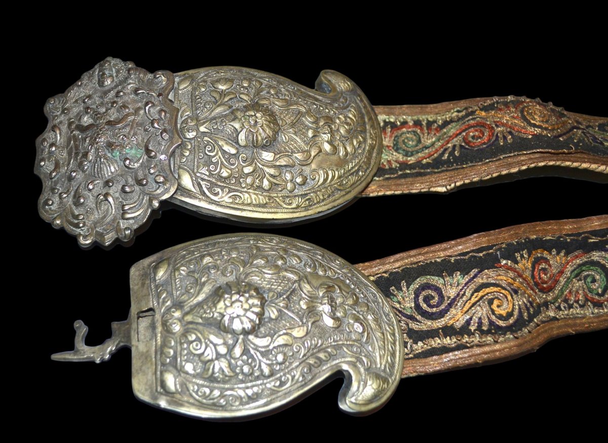 Ceinture et boucle, "kamar" Asie centrale, bronze, argent, broderie XIXème siècle-photo-3
