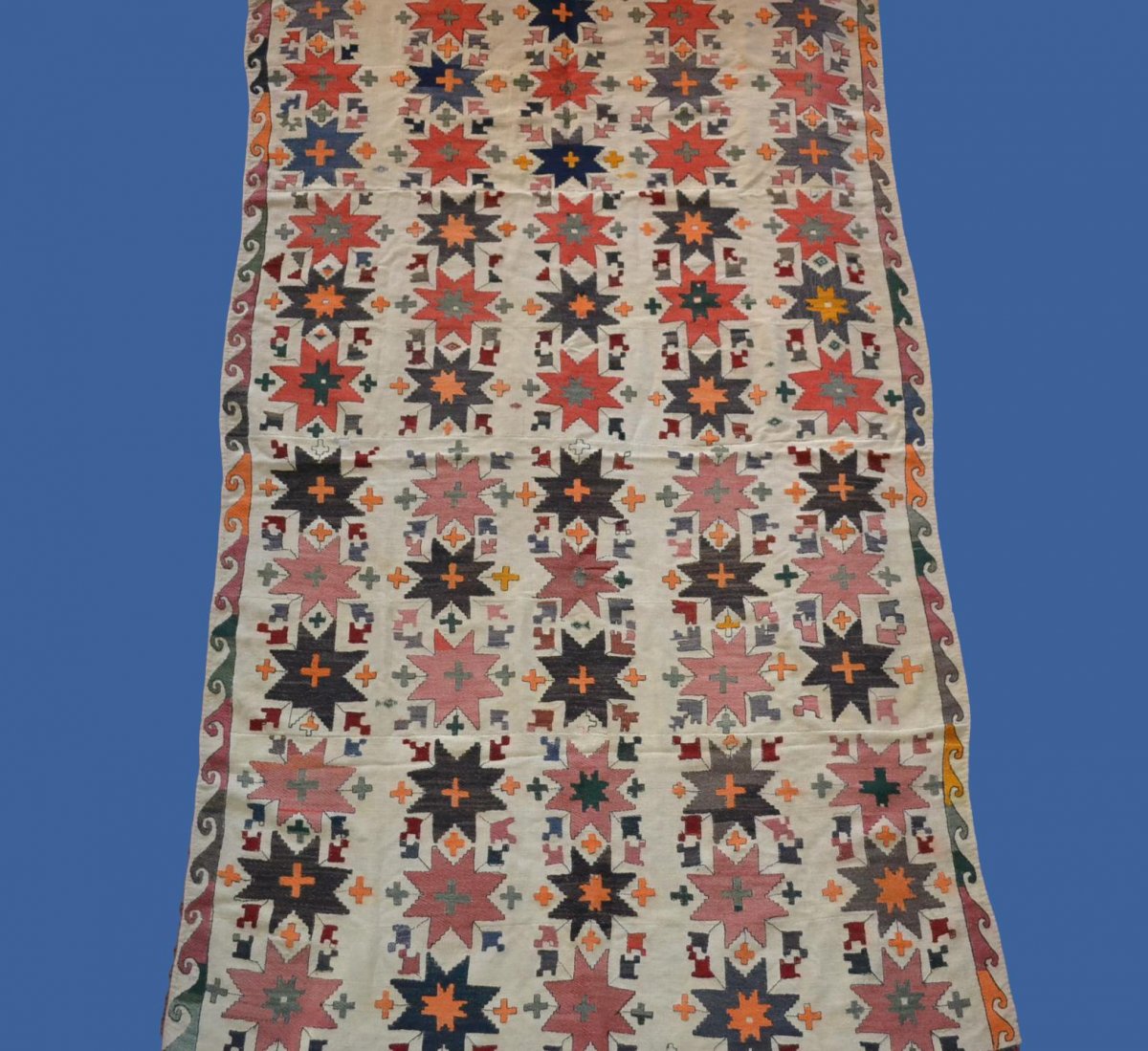 Tapis de Julhir Ancien, 160 cm x 256 cm, Ouzbékistan, fil de soie Brodé sur Coton, Superbe état-photo-2