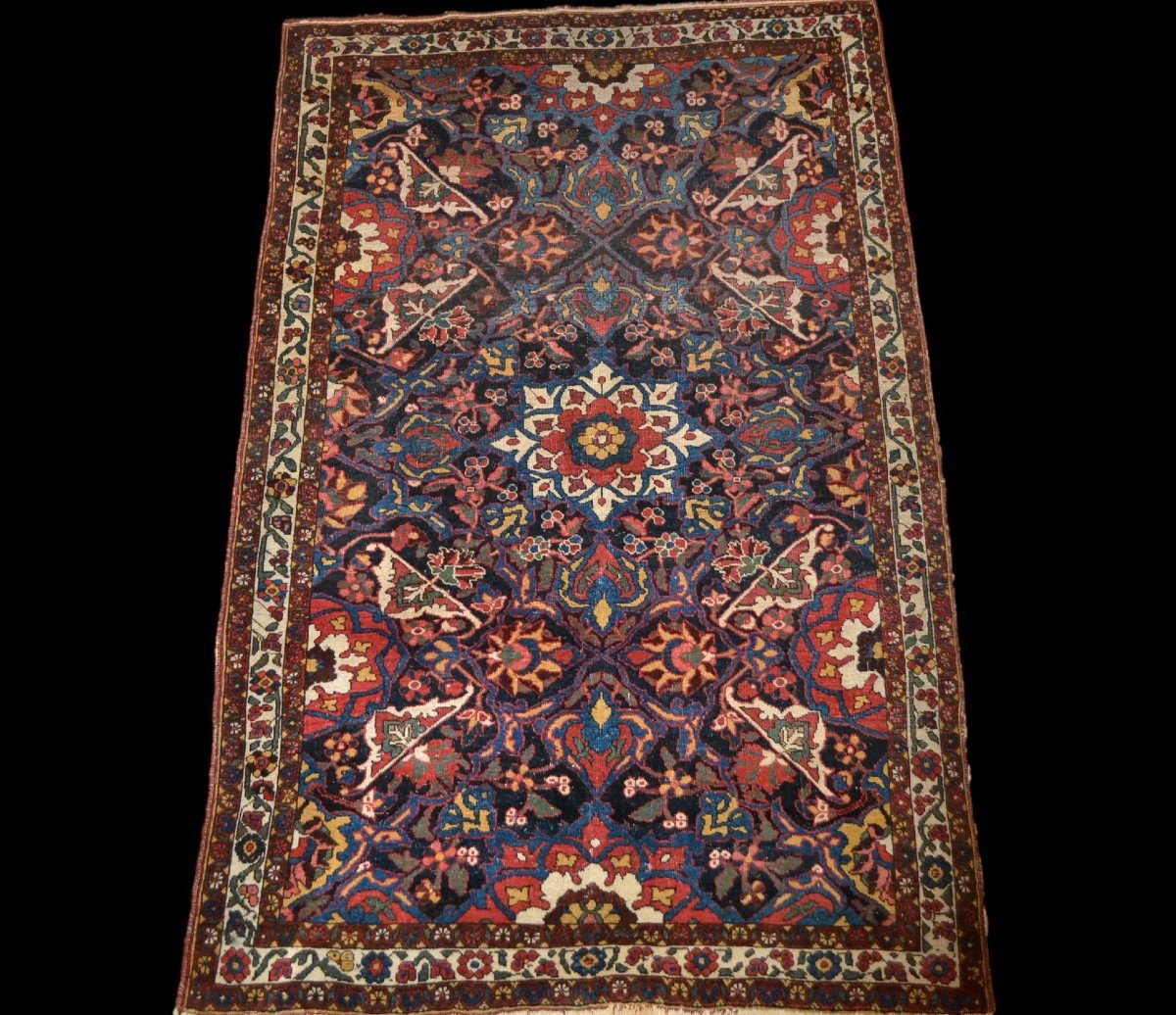Old Persian Bakthiar Rug, 138 Cm X 213 Cm, Iran, Hand Knotted Around 1950, In Good Condition