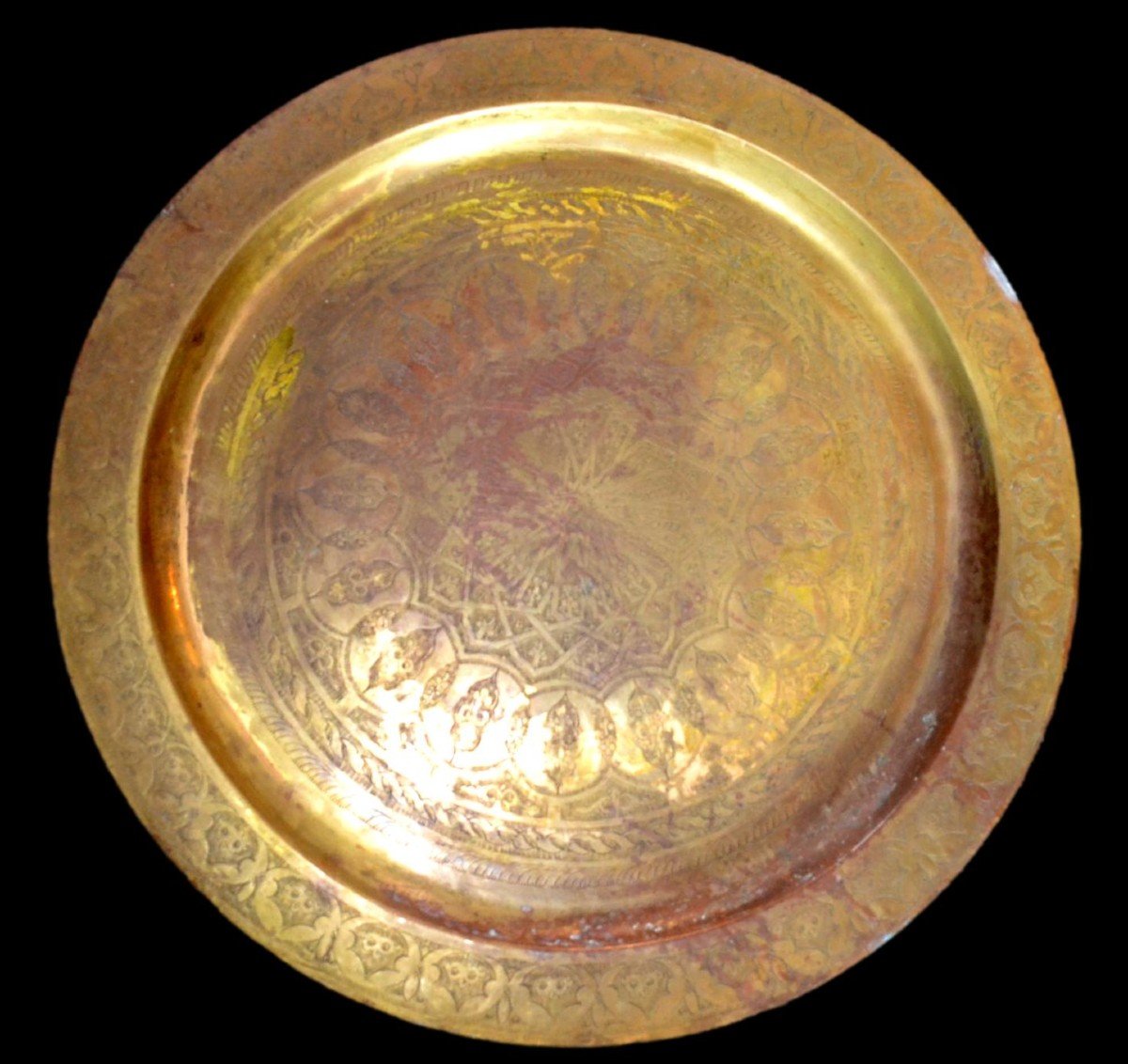 Important Chiseled Tray, Diameter 88 Cm, Copper, Maghreb From The Beginning Of The XXth Century,