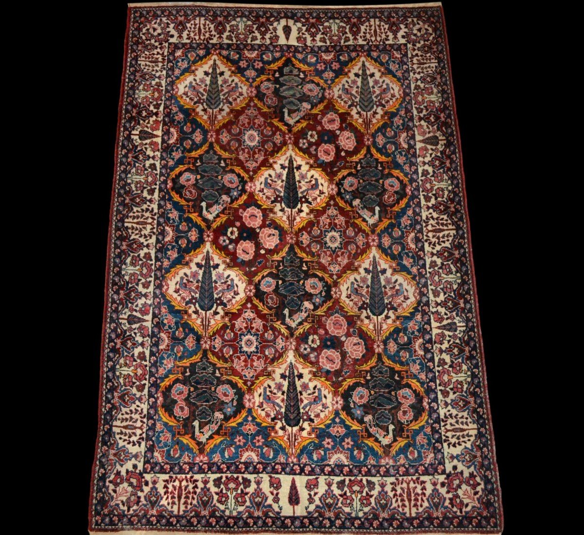  Tapis ancien, Persan Bakhtiar, 142 cm x 223 cm, noué main, Iran, fin XIXème, début XXème Siècle