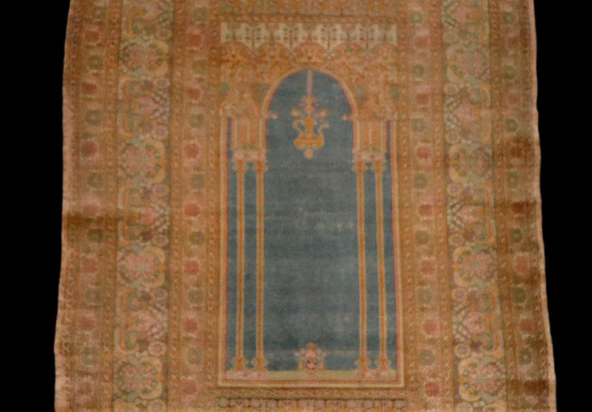 Tapis ancien de prière, splendeur Ottomane, 123 cm x 186 cm, Brousse ou Istanbul, XIXème siècle-photo-1