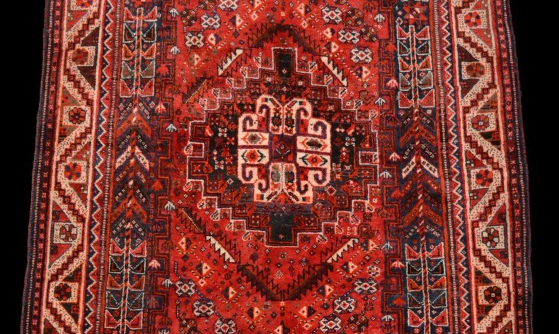 Tapis Persan Gashghaï ,125 cm x 217 cm, Iran, laine sur laine nouée main, début du XXème Siècle-photo-1