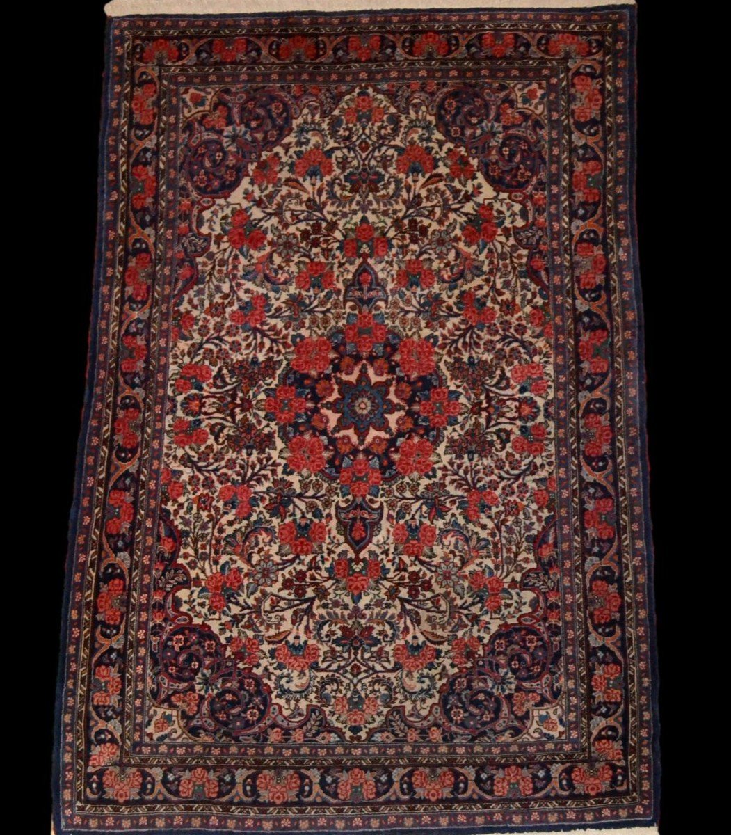 Tapis persan Bidjar, 113 cm x 172 cm, laine nouée main en Iran, 1980, parfait état