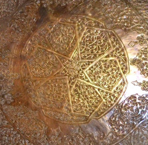 Large Antique Tray, D 49 Cm, In Chiseled Copper, Middle East, Second Half Of The 19th Century-photo-3