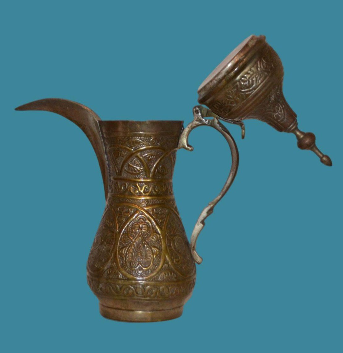 Large Ornate Dallah دلة Coffee Pot, Tinned Copper, Persian Gulf, Circa 1900, Very Good Condition-photo-2