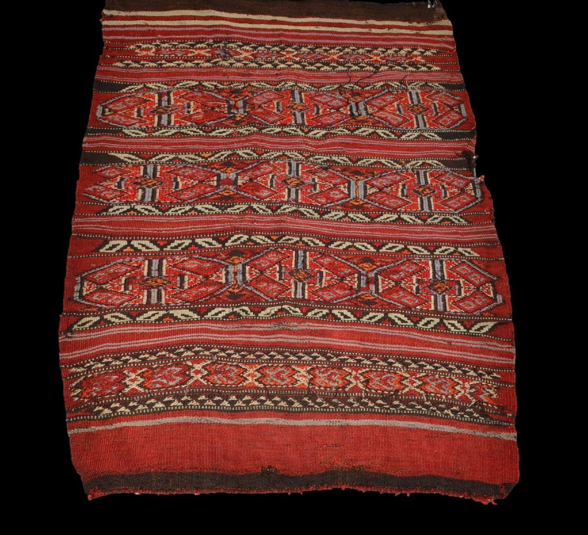 Kilim ancien Shahsavan, 89 cm x 122 cm, laine tissée main façon soumak, Iran, XIXème siècle