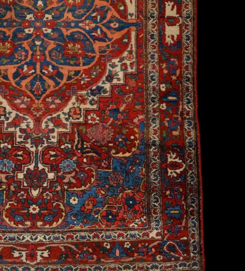 Antique Bakhtiar Rug, 133 X 207 Cm, Hand-knotted Wool In Iran, First Part Of The 20th Century-photo-3