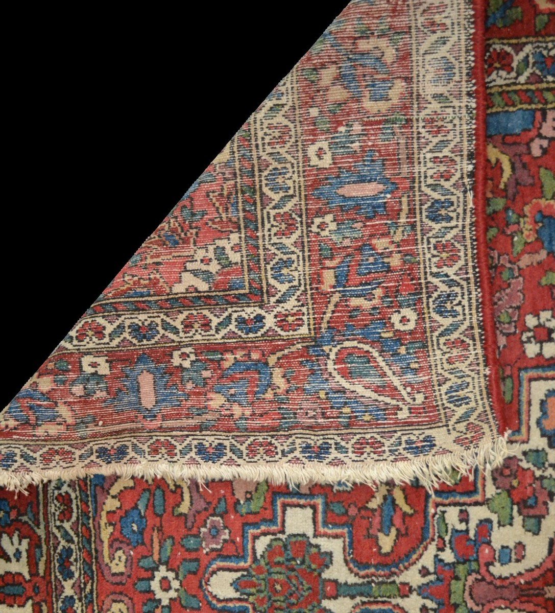Antique Bakhtiar Rug, 133 X 207 Cm, Hand-knotted Wool In Iran, First Part Of The 20th Century-photo-6