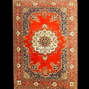 Kayseri, 170 Cm X 235 Cm, Hand-knotted Wool In Turkey Around 1970, In Perfect Condition