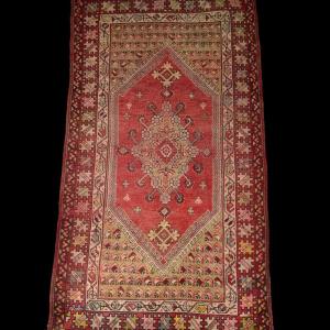 Tapis de Rabat ancien, Zerbiya, 129 cm x 228 cm, laine nouée main au Maroc vers 1880-1900