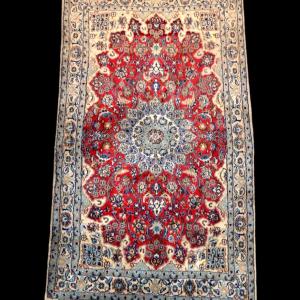 Tapis Na'in Noué Main En Laine Kork Et Soie, Iran, Vers 1980. Wool & Silk