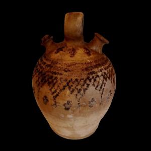 Gargoulette en terre peinte au manganèse, Art Berbère, Ht 30,5 cm, Haouz, Maroc 1890 - 1910 ,