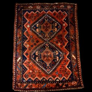 Tapis Gashghaï, 115 x 152 cm, laine sur laine nouée main en Iran vers 1900 - 1920