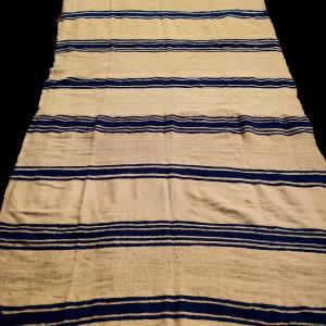 Grande Couverture Berbère, 172 x 315 cm, laine vierge tissée par les femmes, Maroc, 1970