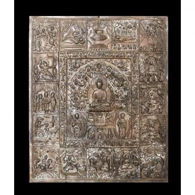 Tibet, Importante Plaque votive, "Vie de Bouddha " cuivre au repoussé, XIXème siècle