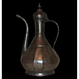 Aiguière Ottomane ancienne, Ht 36 cm, cuivre étamé, art islamique, fin du XIXème, superbe