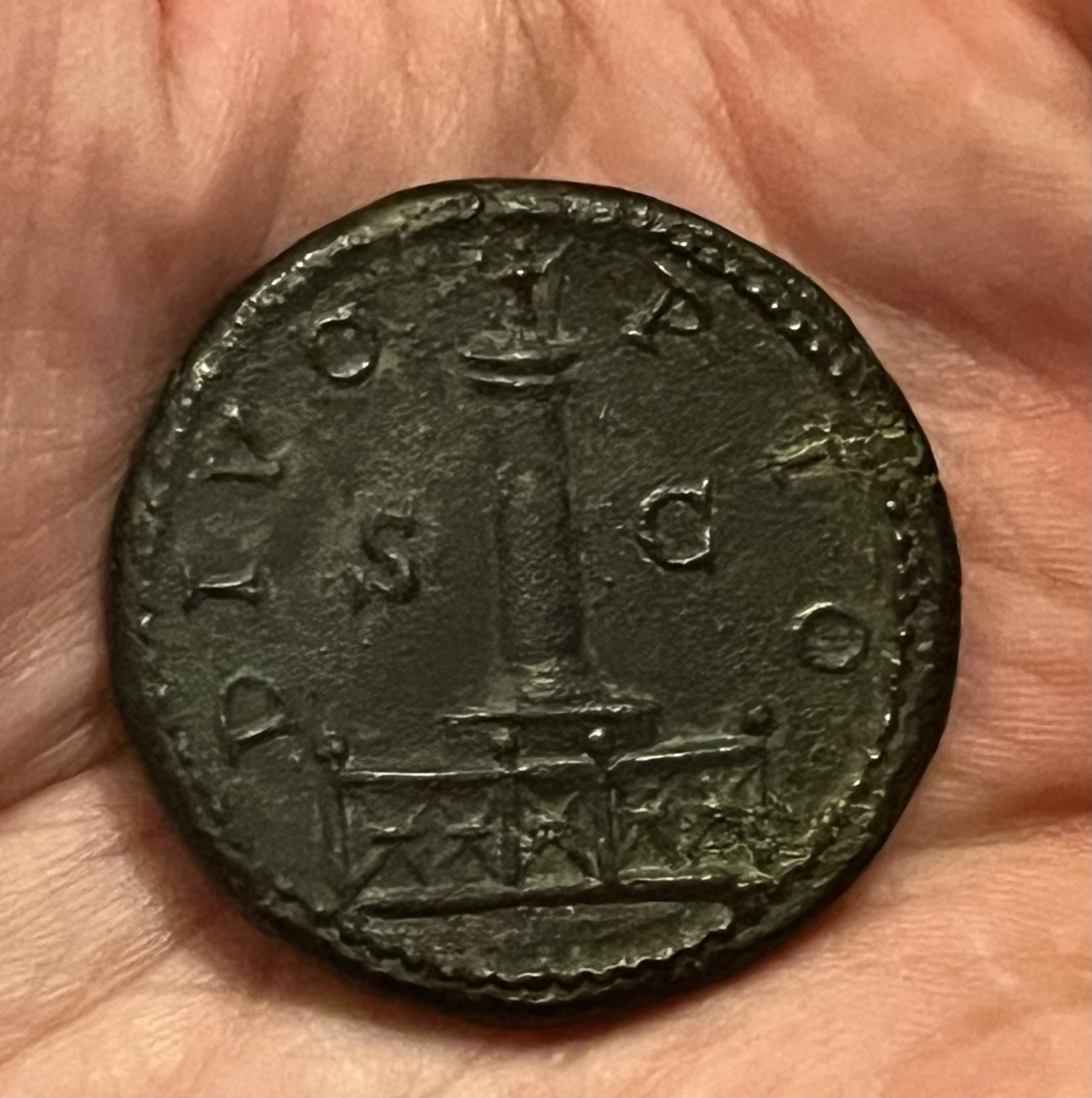 Roman Coin: A Sestertius Of Antoninus Pius -photo-2