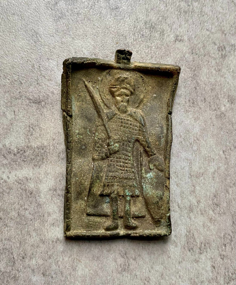 Applique En Bronze d'Un Saint Guerrier, 14e Siècle-photo-3