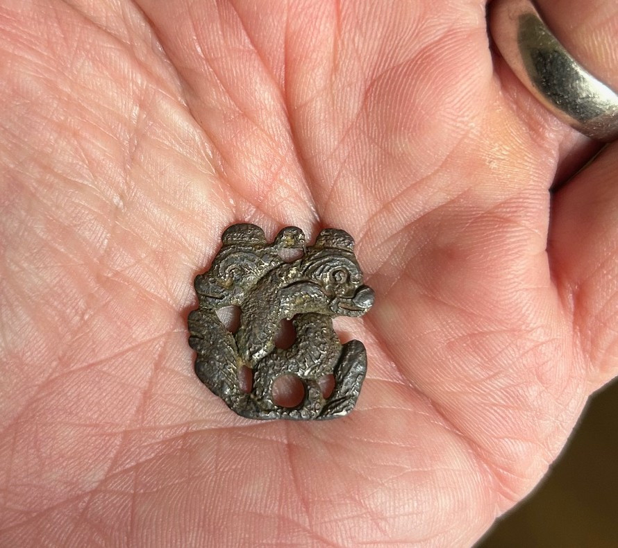 A Pendant With Marine Creatures Resembling Dolphins, 16th Century Or Earlier-photo-2