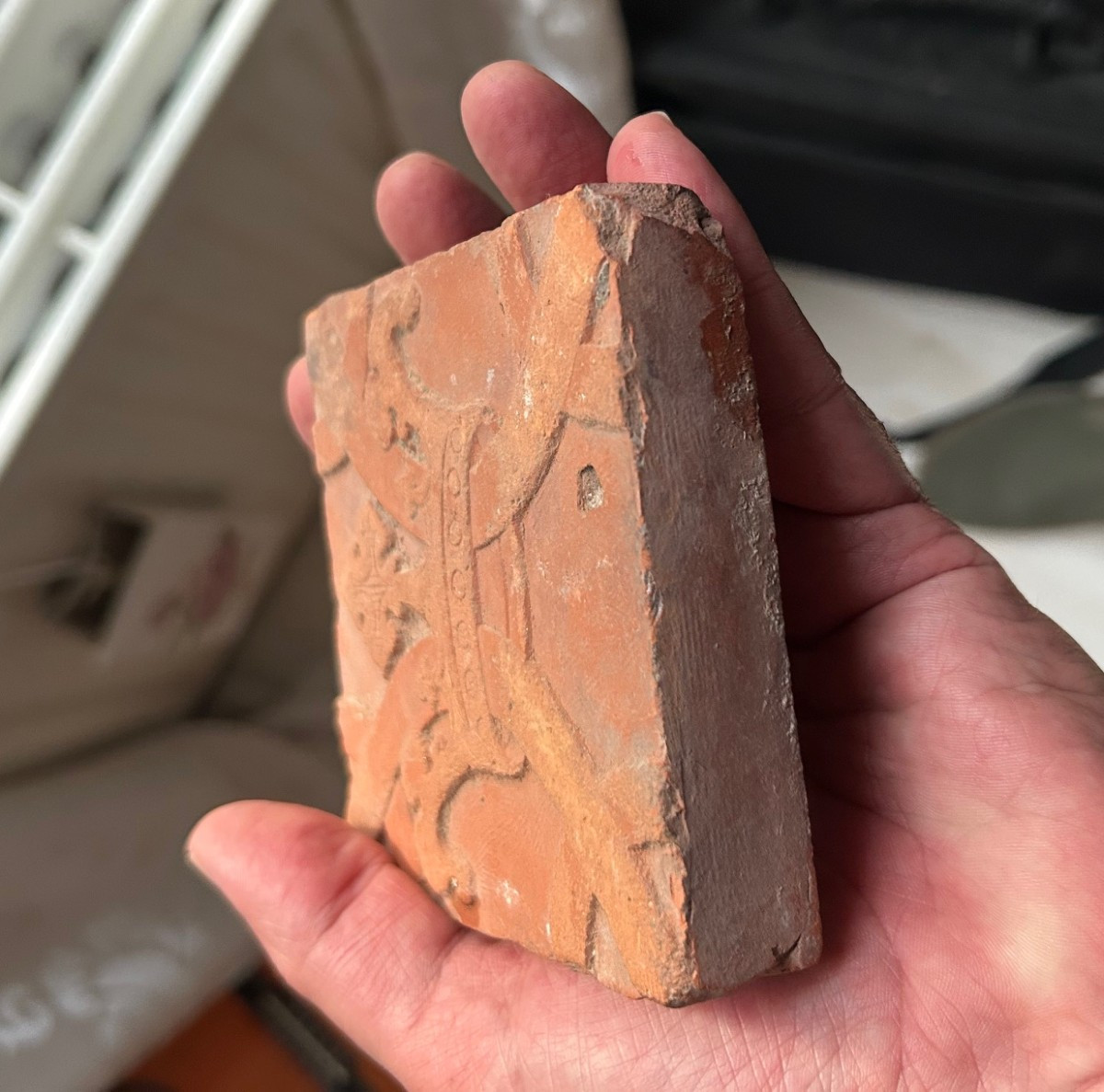 Un Carreau de Pavement Allemand à Décor de Couronne-XVe Siècle-photo-4