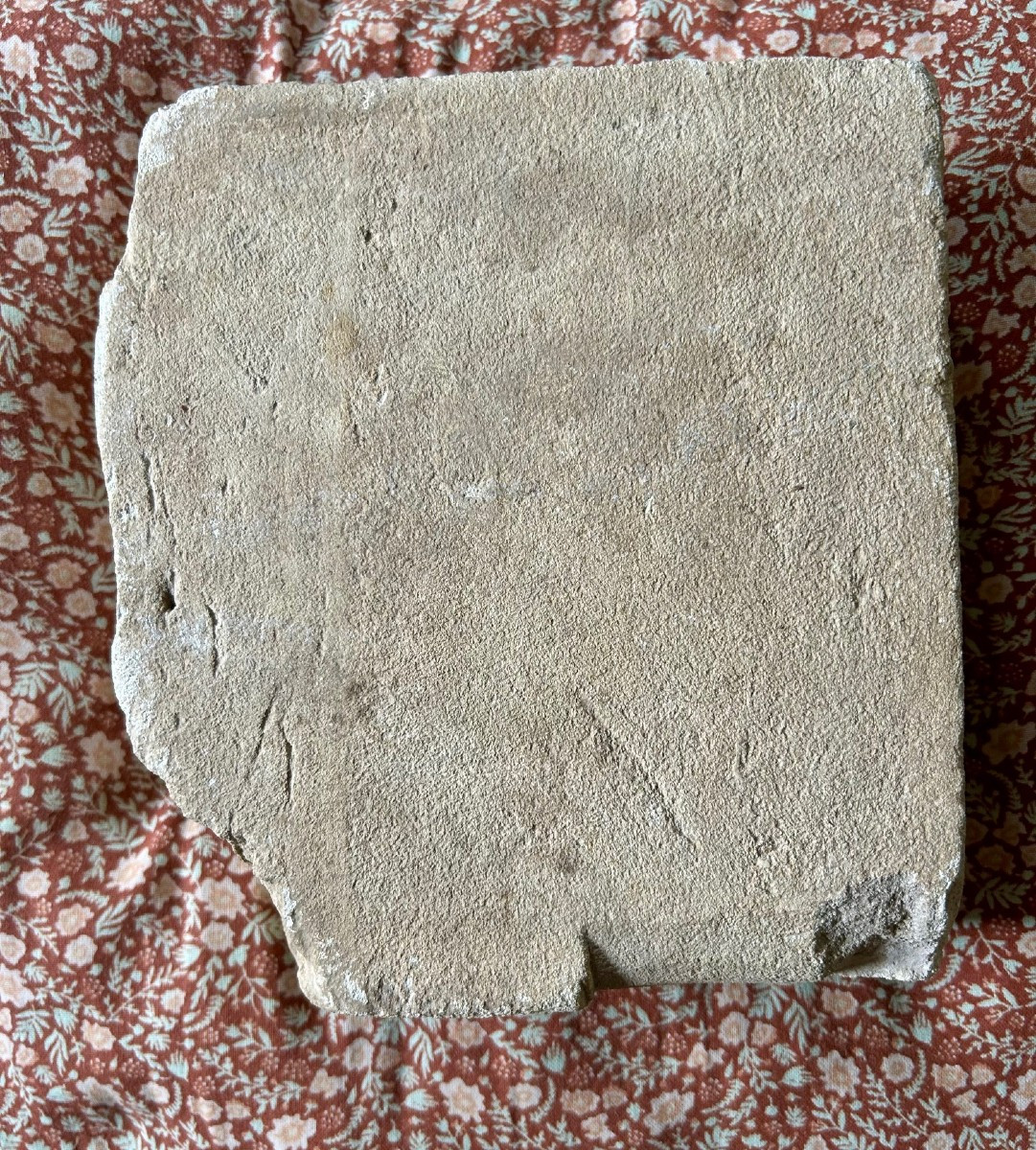 A French Fragment Of A Limestone Frieze With A Battle Scene, 12th-14th Century A.d.-photo-2
