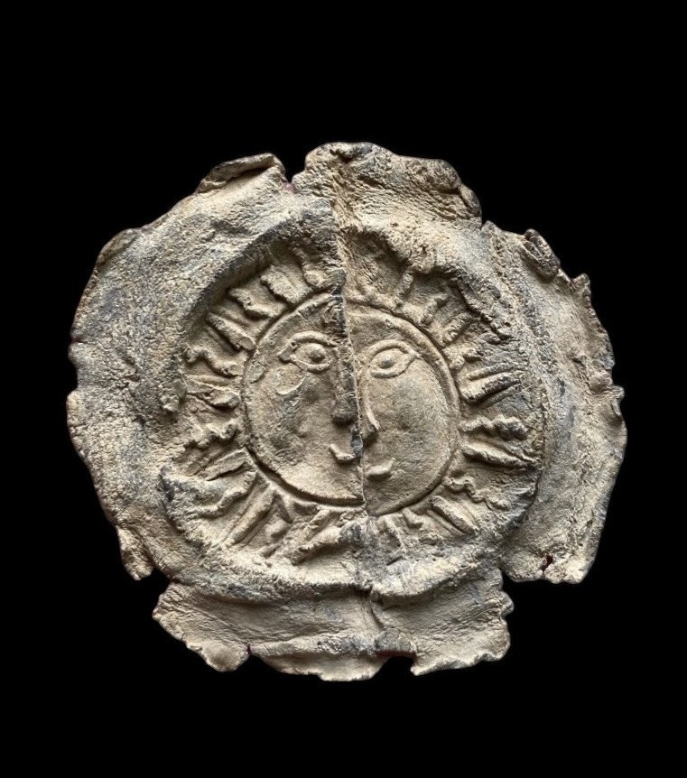 Insigne De Pèlerinage Médiéval Soleil En Rayonnant, Vers 1400