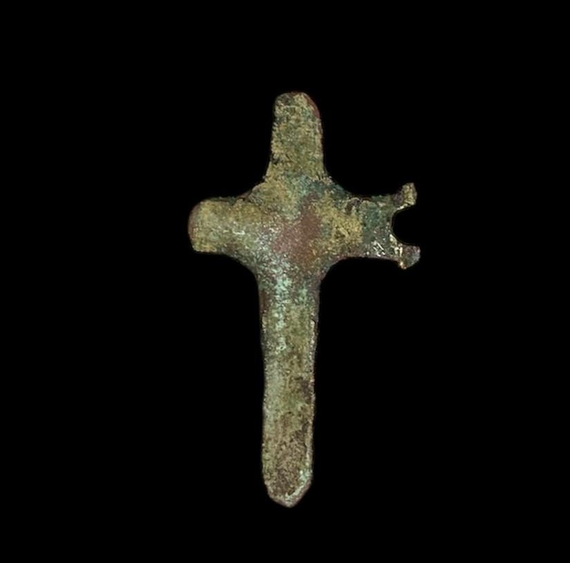 A Small Medieval Cross From The 13th-15th Century-photo-3