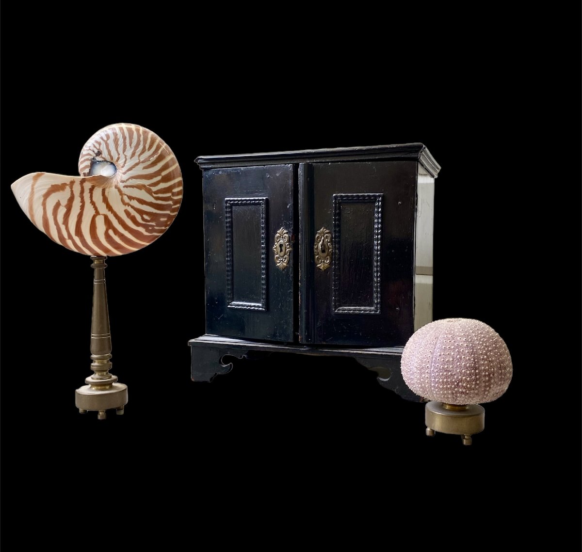 Cabinet D'art Miniature du XVIIe Siècle en Loupe D'amboine Rouge-photo-4