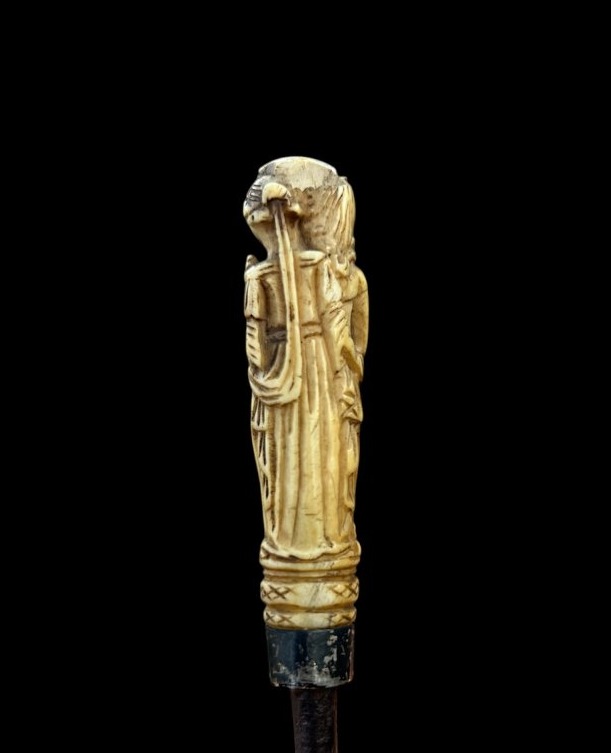 Carved Knife Handle Depicting The Virtue Of “love,” 17th Century-photo-2