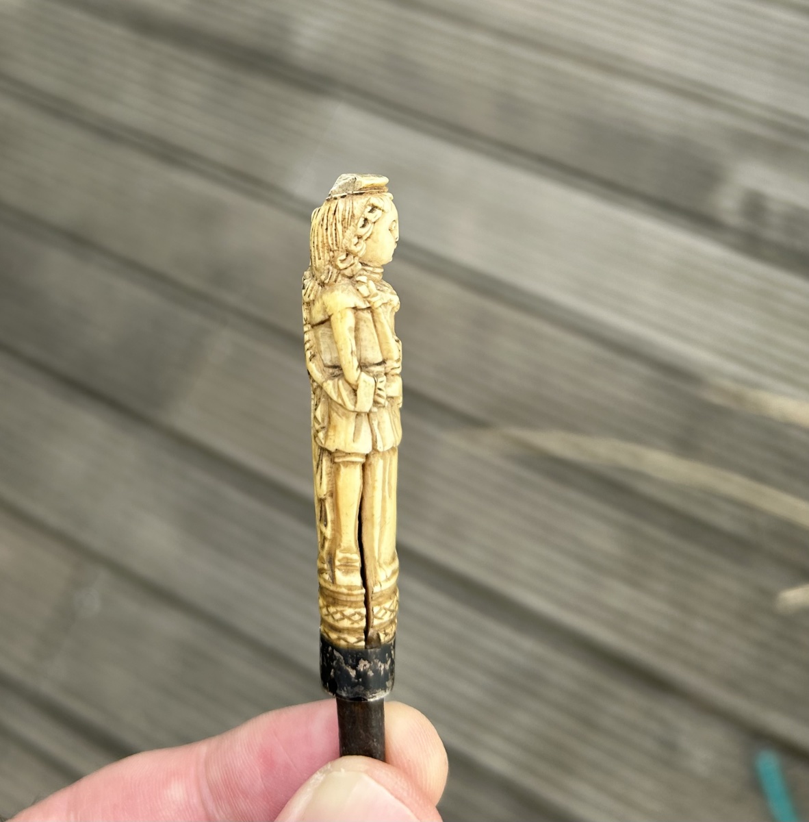 Carved Knife Handle Depicting The Virtue Of “love,” 17th Century-photo-4