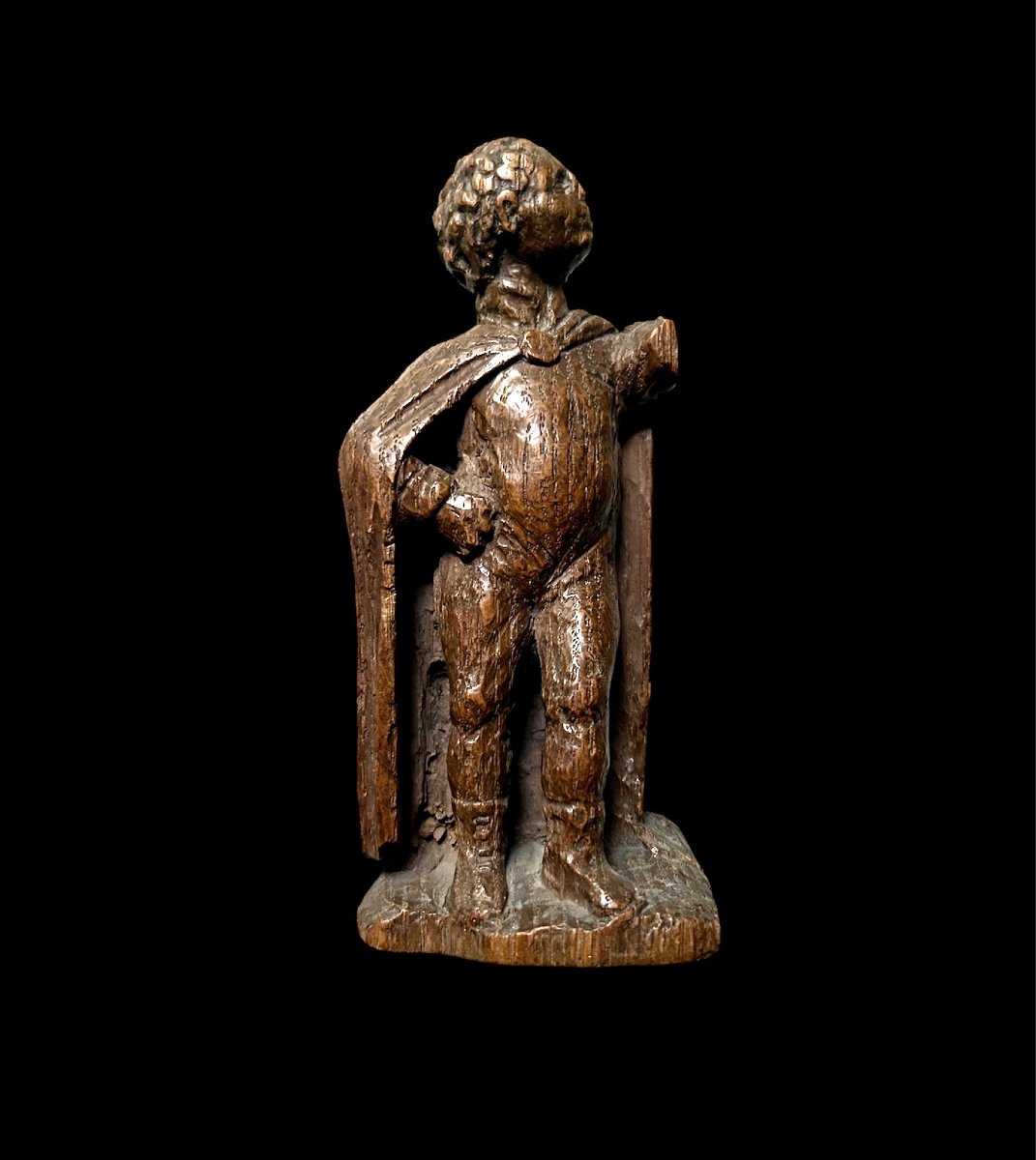 Une Figure De Retable d'Un Homme En Manteau, XVIe Siècle